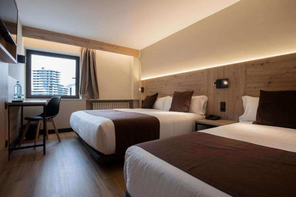 Hotel Comtes D Urgell Andorra la Vella Bagian luar foto
